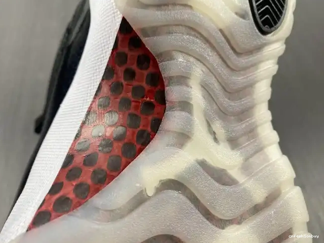Low Air 72-10 Jordan Retro AV2187-001 11 0514